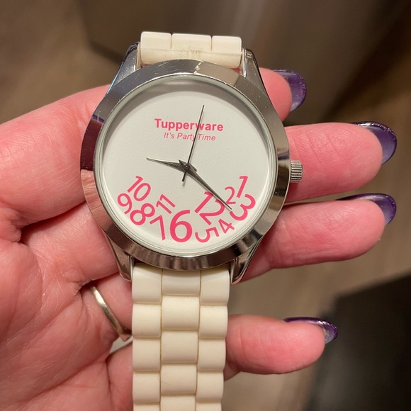 Tupperware watch - Picture 2 of 3